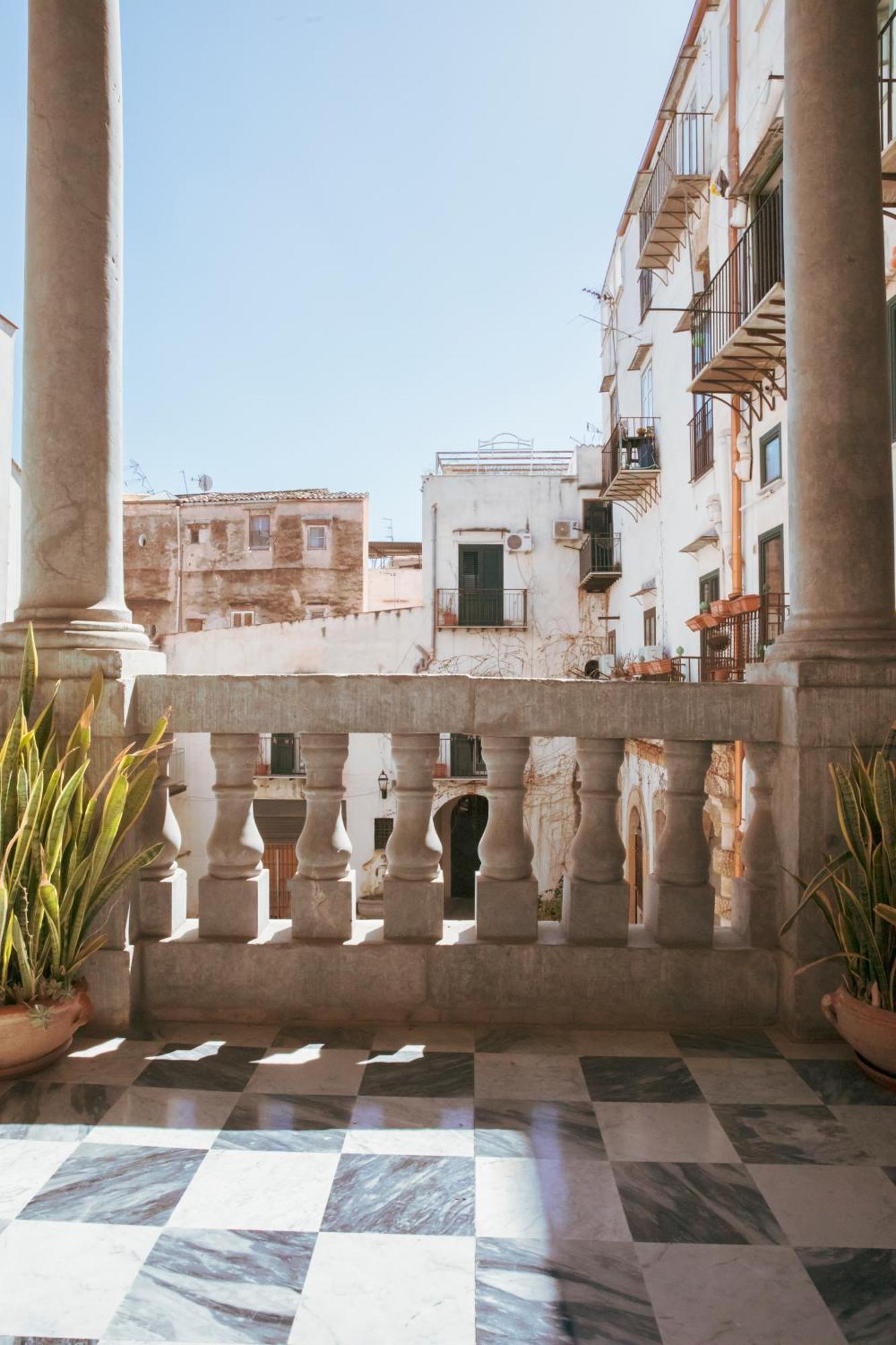 B&B Palazzo Corvino 팔레르모 외부 사진